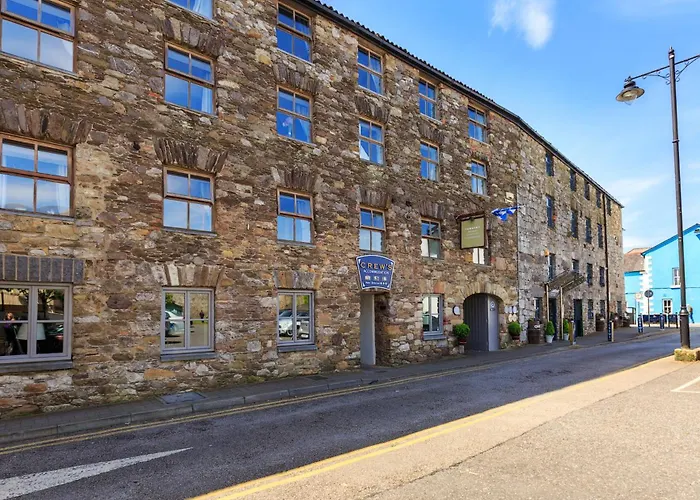 Crews 3* Dungarvan (Waterford)