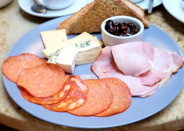 Crews Dungarvan (Waterford)